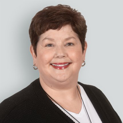 Portrait of Stephanie Mitchell